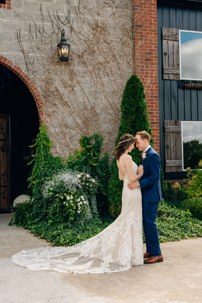 Bride and groom portraits at Tayvin Gardens in Smiths Grove, Kentucky