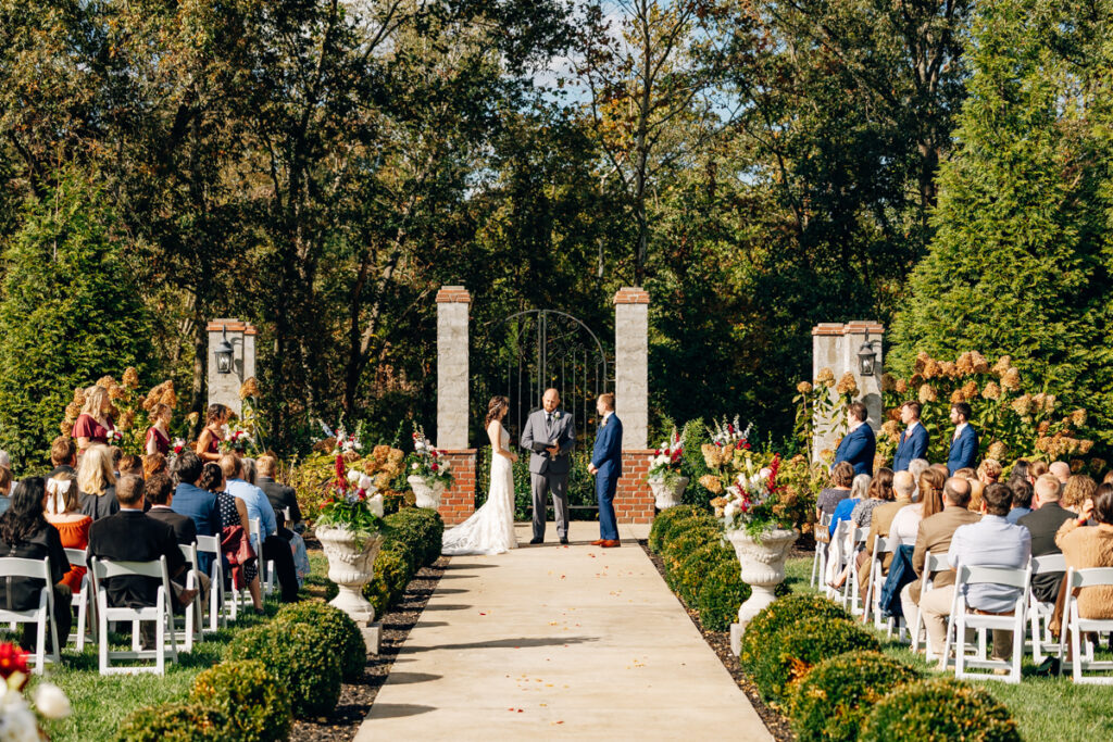 Outdoor ceremony at Tayvin Gardens wedding in Smiths Grove, 
Kentucky.