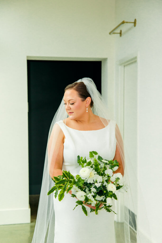 Bridal portraits at a Nashville, TN wedding venue