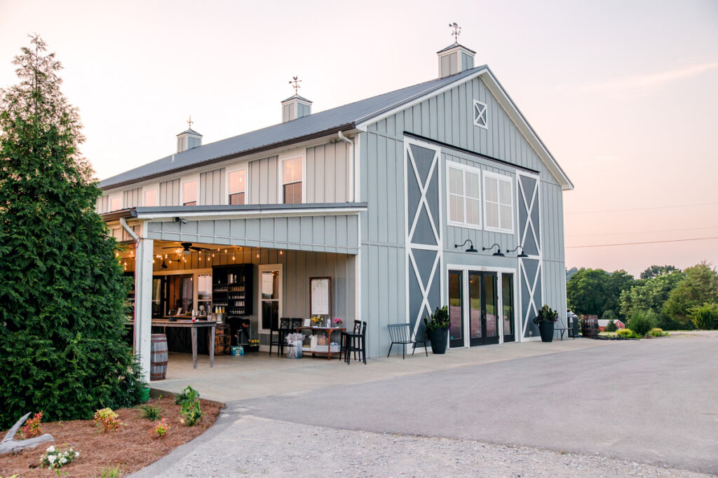 Exterior view of Allenbrooke Farms in Spring Hill, TN