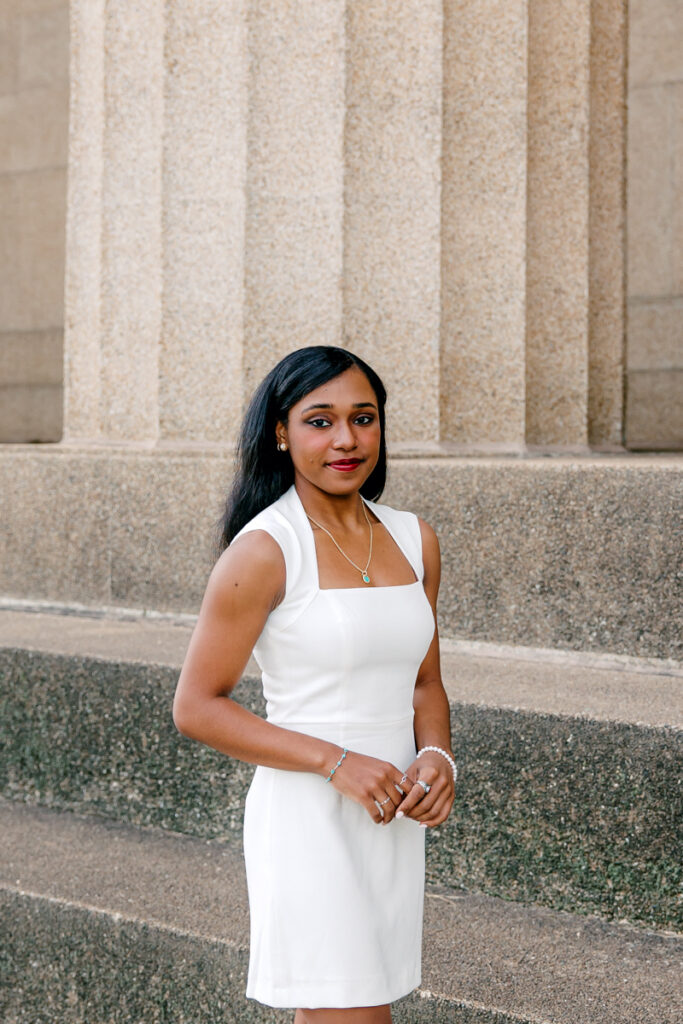 Senior portraits in Nashville, TN at Centennial Park
